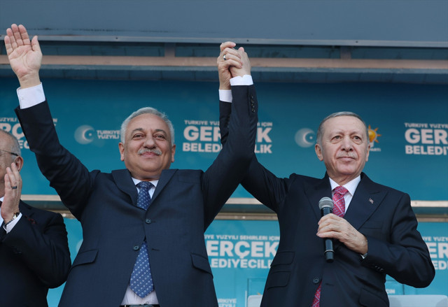 Cumhurbaşkanı Erdoğan, muhalefete saydırmaya devam etti! Özgür Özel'e: 31 Mart'ta onu da 'özgür'leştireceğiz - Resim: 2