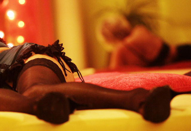 Cinsel ilişki sırasında dünyası başına yıkıldı! Sonrası fıkra gibi - Resim: 1