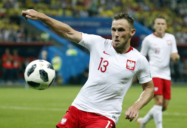 Medipol Başakşehir'de sol beke iki aday! Listede Fenerbahçeli isim var - Resim: 0