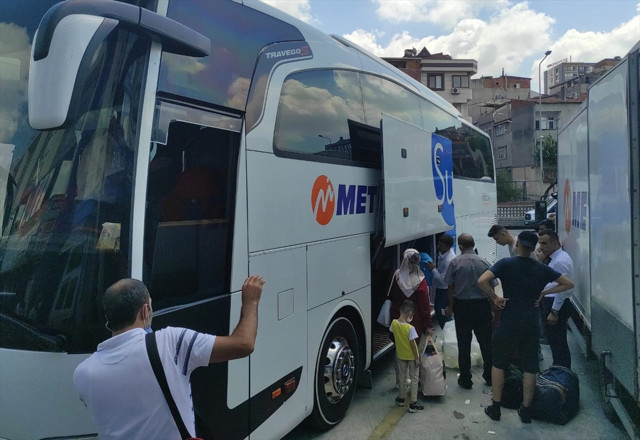 Kurban Bayramı otobüs biletleri tükendi! Ek seferler satılmaya başlandı - Resim: 0