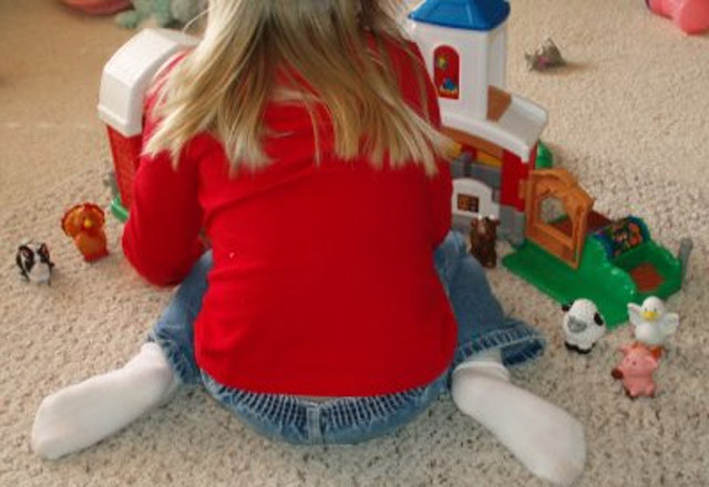 Çocuğunuz böyle oturuyorsa dikkat çok geç olmadan durdurun - Resim: 1