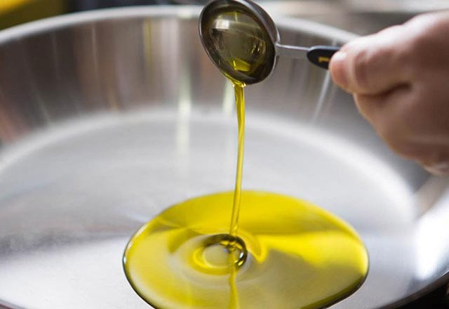 Uyanır uyanmaz 1 kaşık zeytinyağı için - Resim: 1