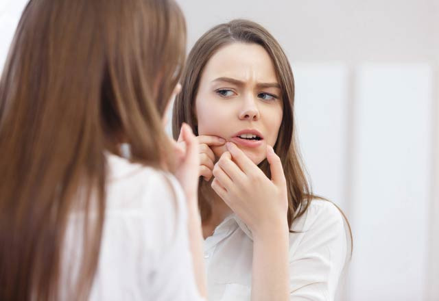 Hep çenenizde sivilce çıkıyorsa dikkat! - Resim: 1