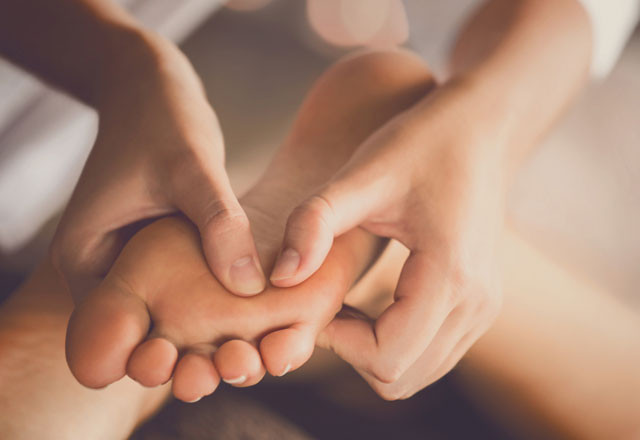 Ayak şişliği deyip geçmeyin o hastalığın belirtisi  - Resim: 10