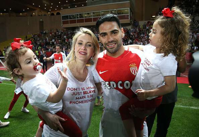 Galatasaray'a Falcao'dan kötü haber! İşte yurt dışındaki iki bomba iddia - Resim: 0