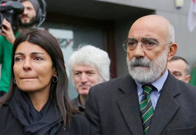 Ahmet Altan kimdir tahliye oldu aslen nereli eşi ve çocukları - Resim: 1