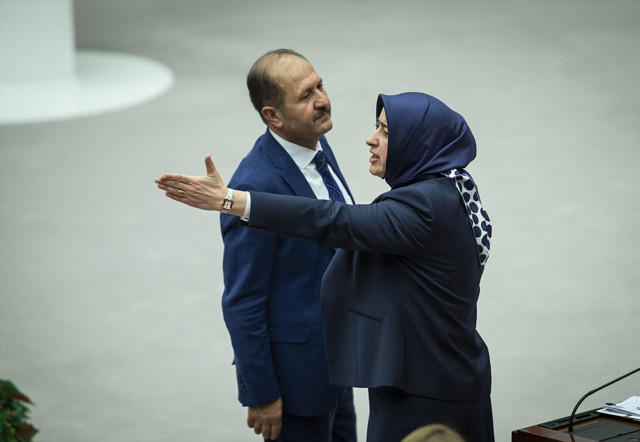 TBMM'de İkinci Ecevit Kavakçı vakası! CHP'li Engin Özkoç'tan skandal sözler - Resim: 3