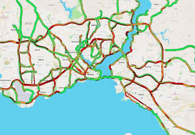 56 saatlik yasak öncesi İstanbul trafiği! Yoğunluk artıyor - Resim: 0