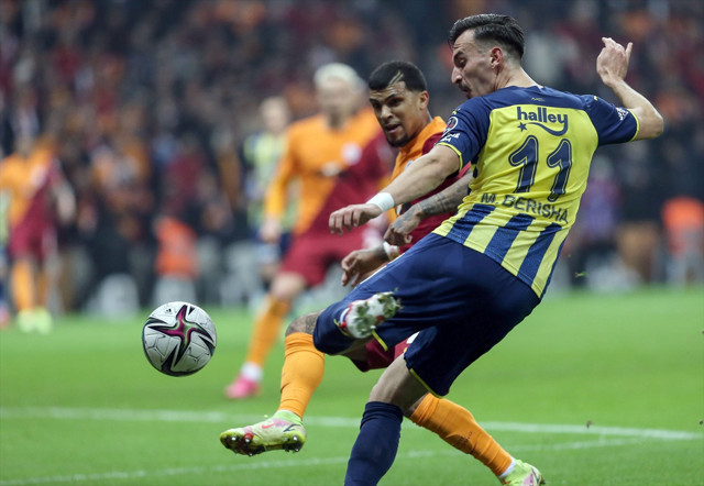Galatasaray Fenerbahçe maçı golleri ve geniş özeti - Resim: 2