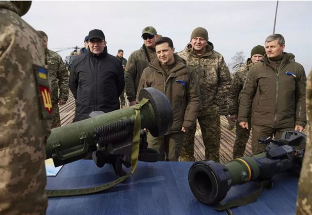 Savaş için ilk mermiler atıldı! Ukrayna ateşkesi ihlal etti Rusya tehdit etti Zelensky cepheye indi - Resim: 1