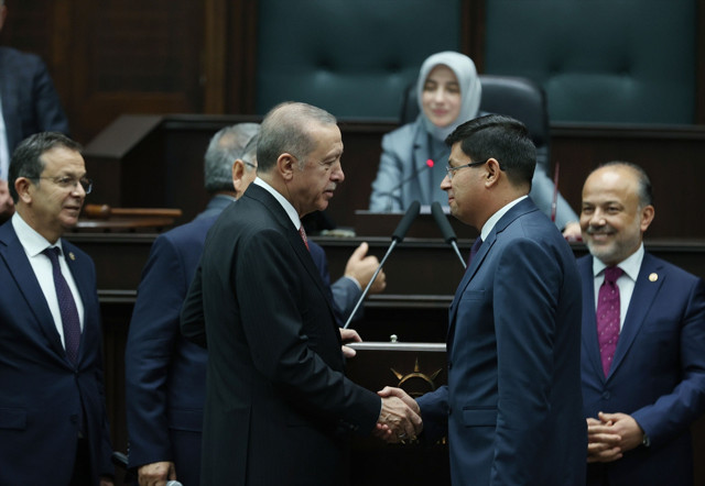Nazilli Belediye Başkanı Kürşat Engin Özcan İyi Parti'den AK Parti'ye geçti - Resim: 0