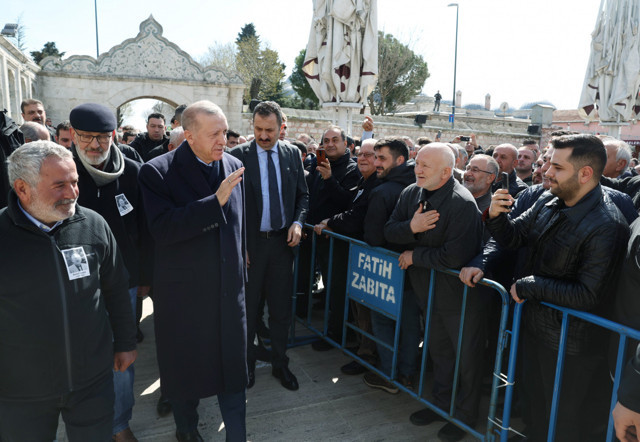 Cumhurbaşkanı Erdoğan, iş adamı Kemal Coşkun’un cenaze törenine katıldı - Resim: 1