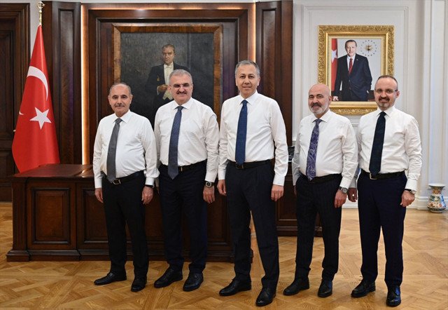 İçişleri Bakanlığında yeni bakan yardımcıları göreve başladı! Bakan Ali Yerlikaya'dan açıklama - Resim: 0