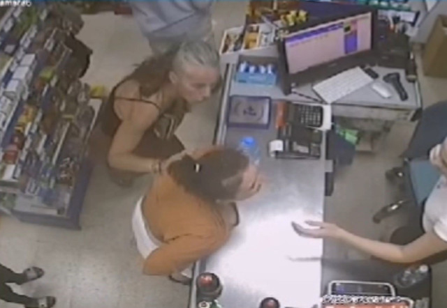 Çanakkale'de bıçaklı saldırı: Eski kocası serbest bırakılan genç kadın yardım çığlığı attı - Resim: 1