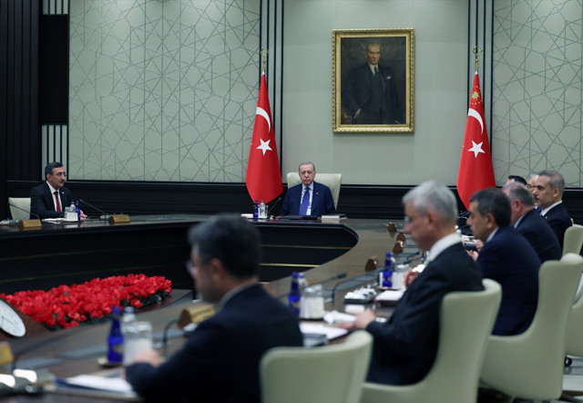 Cumhurbaşkanlığı Kabinesi toplandı - Resim: 0