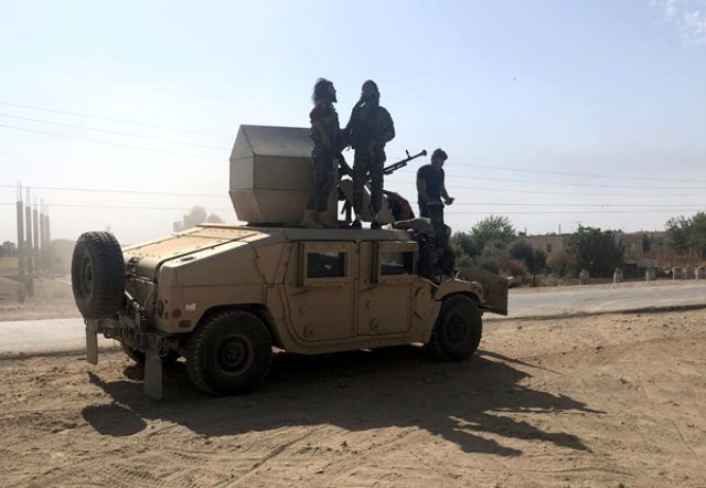 YPG'liler ABD'nin verdiği milyonluk araçları bırakıp kaçtı - Resim: 4