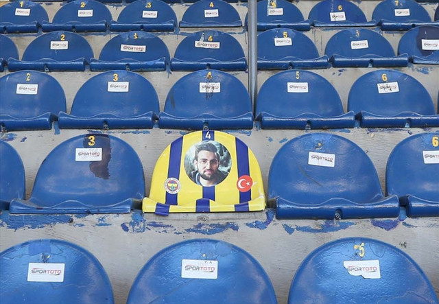 Fenerbahçeli taraftar grubu Koray Şener'i unutmadı - Resim: 0