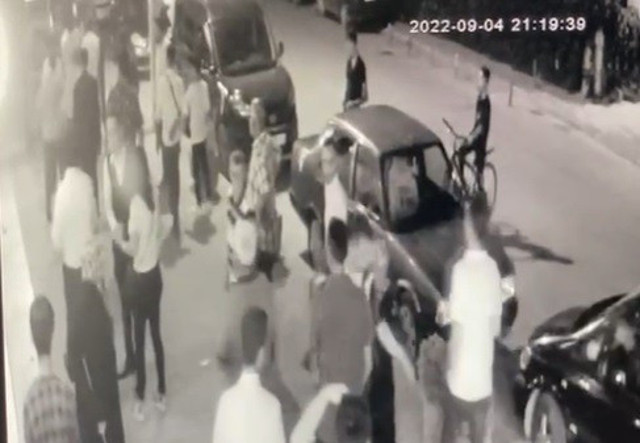 Konya'da düğünde ortalık karıştı! Gelin ve damat tarafı birbirine girdi nedeni de... - Resim: 0