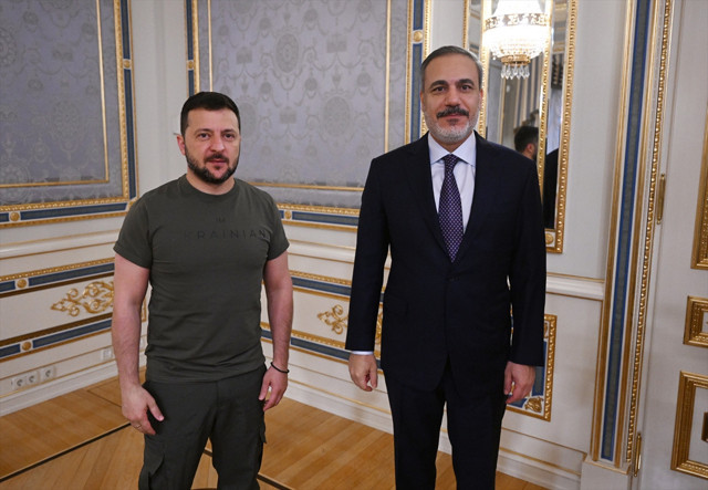 Dışişleri Bakanı Hakan Fidan, Ukrayna Devlet Başkanı Zelenskiy ile görüştü - Resim: 0
