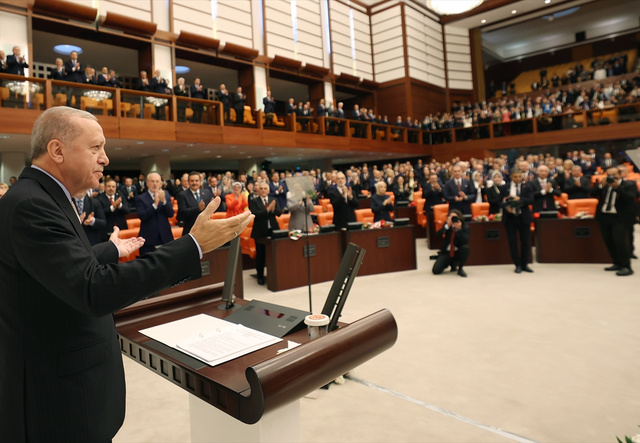 Yeni yasama yılı başladı! Cumhurbaşkanı Erdoğan: "Türkiye Cumhuriyeti Devleti diz çökmez" - Resim: 2