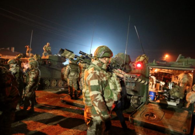 Esad güçleri Türkiye sınırındaki Bab el-Hava sınır kapısına ilerledi - Resim: 0