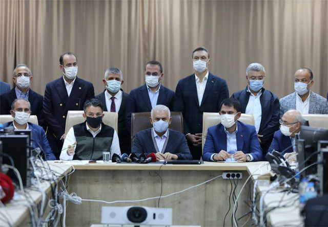 Binali Yıldırım: Zamana karşı bir yarış var - Resim: 0