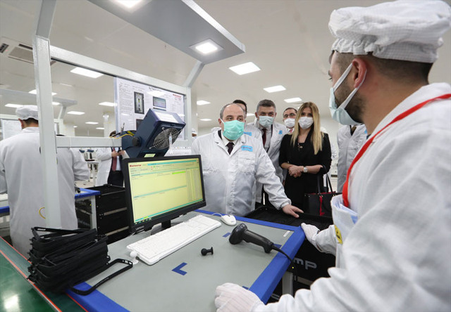 Türkiye'de üretilen Xiaomi telefonu önümüzdeki ay satışa sunulacak Bakan Varank duyurdu - Resim: 0