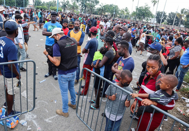 ABD'nin 6 ayda 160 bin yasa dışı göçmeni serbest bıraktığı iddia edildi - Resim: 0