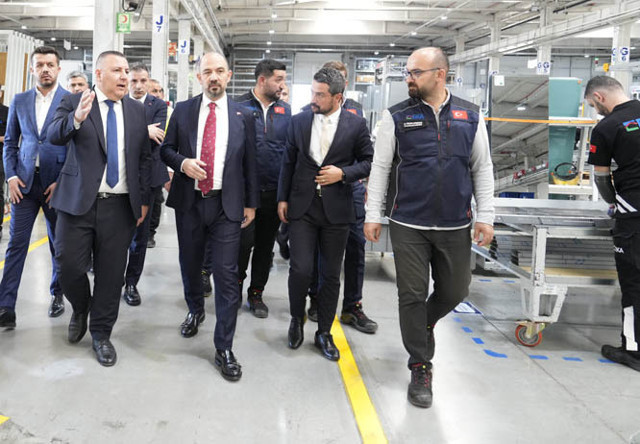 5 bin üretim kapasitesine ulaşan Emlak Konut Asansör, Afrika’ya ilk ihracatını gerçekleştirdi - Resim: 1