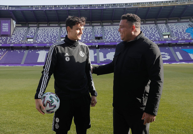 Brezilyalı efsane Ronaldo'dan Enes Ünal'a: Gollere devam - Resim: 0