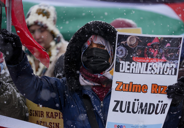 Mısır'ın Ankara Büyükelçiliği önünde protesto: "Refah Sınır Kapısı açılsın" - Resim: 2