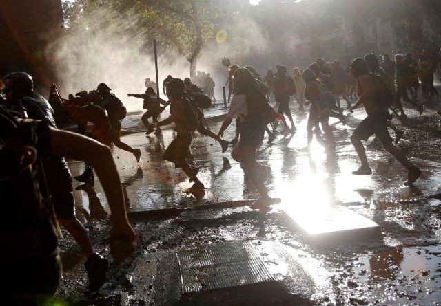 Ricky Martin otelde yakmak istediler Şili müzik festivalinde dehşet anları - Resim: 2