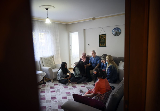 Suriye’de 10 yıldır tutsak edilen Türk iş insanı ailesine kavuştu - Resim: 2