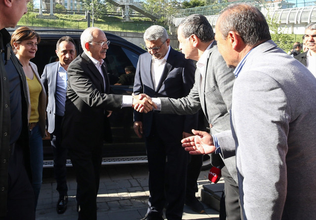 CHP MYK olağanüstü toplandı Ekrem İmamoğlu karara 'İstanbul seçimleri ile ilgili' dedi İlk açıklama! - Resim: 0