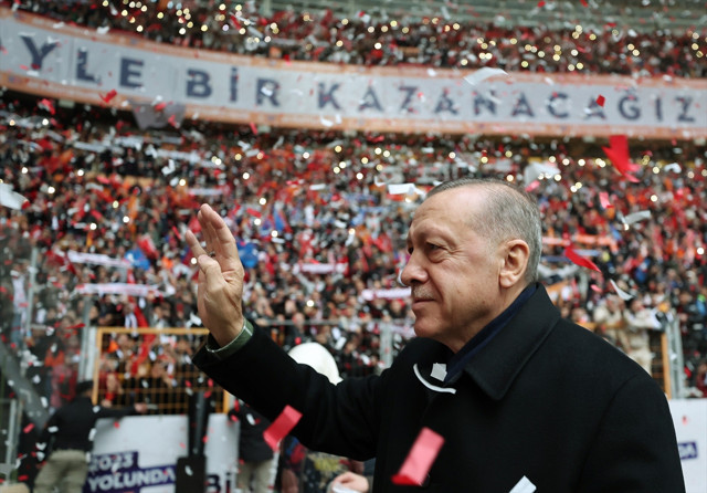 İstanbul'da Büyük Buluşma! Cumhurbaşkanı Erdoğan: "2023'le ilgili sinsi plan ve hevesleri çöpe atacağız" - Resim: 1