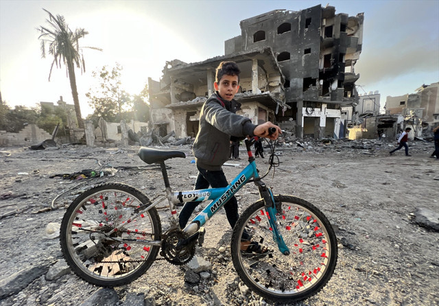 Gazze'de ateşkes ikinci günüde! Hamas 13 esiri serbest bırakacak! Netanyahu'nun zor seçimi - Resim: 0