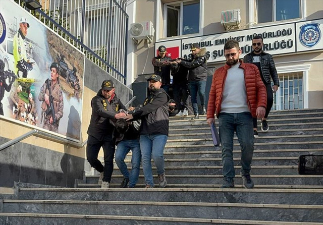İstanbul'da bir kişiyi fidye için kaçıran 4 zanlı yakalandı - Resim: 0