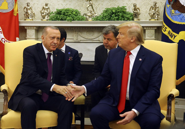 Trump'ın 'Erdoğan'ın hayranıyım' sözü ABD basının manşetlerinde - Resim: 0