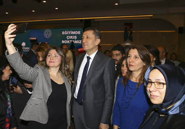 Milli Eğitim Bakanı Ziya Selçuk'tan öğretmenlere iyi haber her ilçeye açılacak - Resim: 0