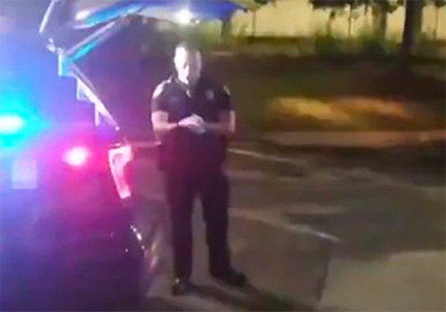 ABD'de polis bir siyahı daha öldürdü! Arabanın içinde uyurken polis vurdu - Resim: 1