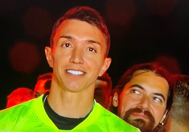 Galatasaray şampiyonluk kupasını kaldırdı - Resim: 2