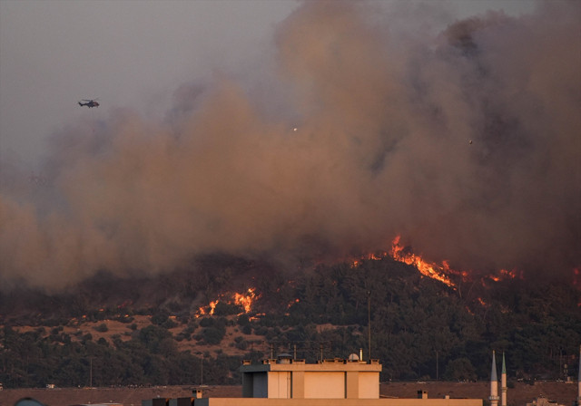 İzmir'deki orman yangınında son durum! Dün başlamıştı - Resim: 0
