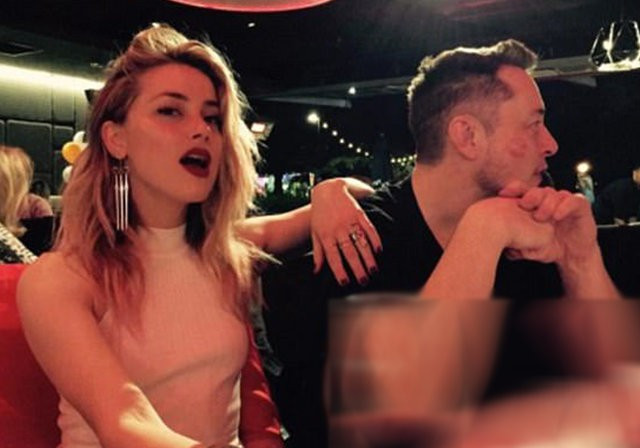 Elon Musk Amber Heard'ü terk etti! - Resim: 2
