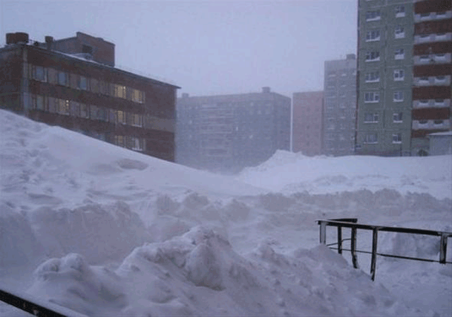 Burada yaşam çok zor! En kirli şehirde kış resmen cehennem... - Resim: 4