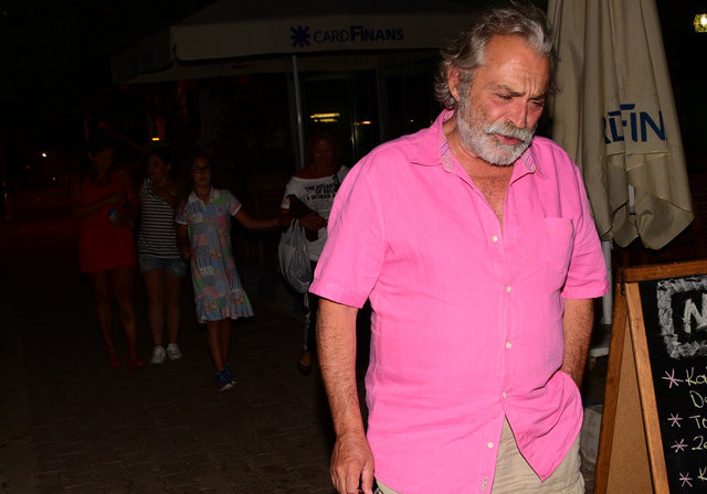 Haluk Bilginer'in çakırkeyf halleri kameralara böyle yansıdı - Resim: 4
