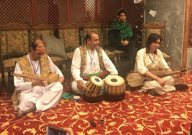 İran Folklor ve Müzik Festvali'nin on ikincisi Kirman'da yapıldı - Resim: 5