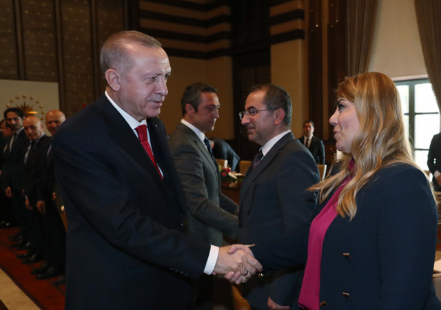 Cumhurbaşkanı Erdoğan'dan başkanlara: Kavga yok israf yapmayın - Resim: 0