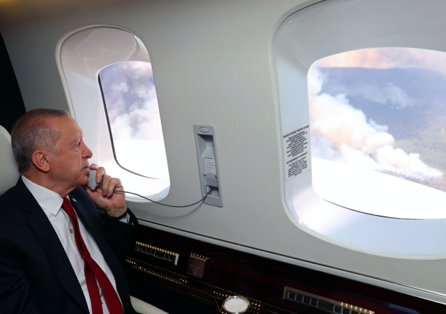 Cumhurbaşkanı Erdoğan Marmaris'te yangın bölgesinde - Resim: 1