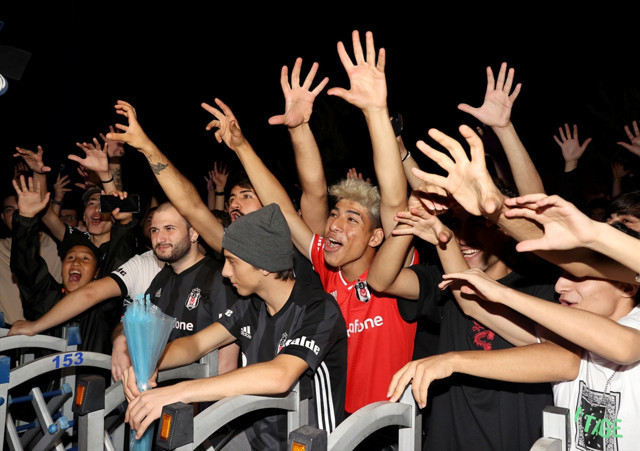 Beşiktaş'ın yeni transferi Dele Alli İstanbul'da; taraftardan yoğun ilgi - Resim: 2