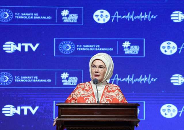 Emine Erdoğan, Anadoludakiler Projesi Belgesel Lansman Programı'nda konuştu - Resim: 0